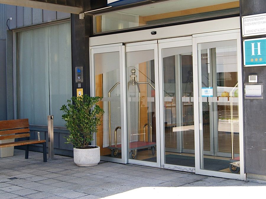 Hotel Yit Ciudad De Zaragoza Dış mekan fotoğraf