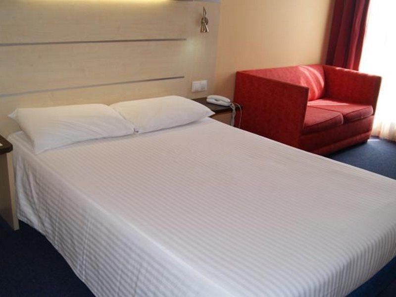 Hotel Yit Ciudad De Zaragoza Dış mekan fotoğraf