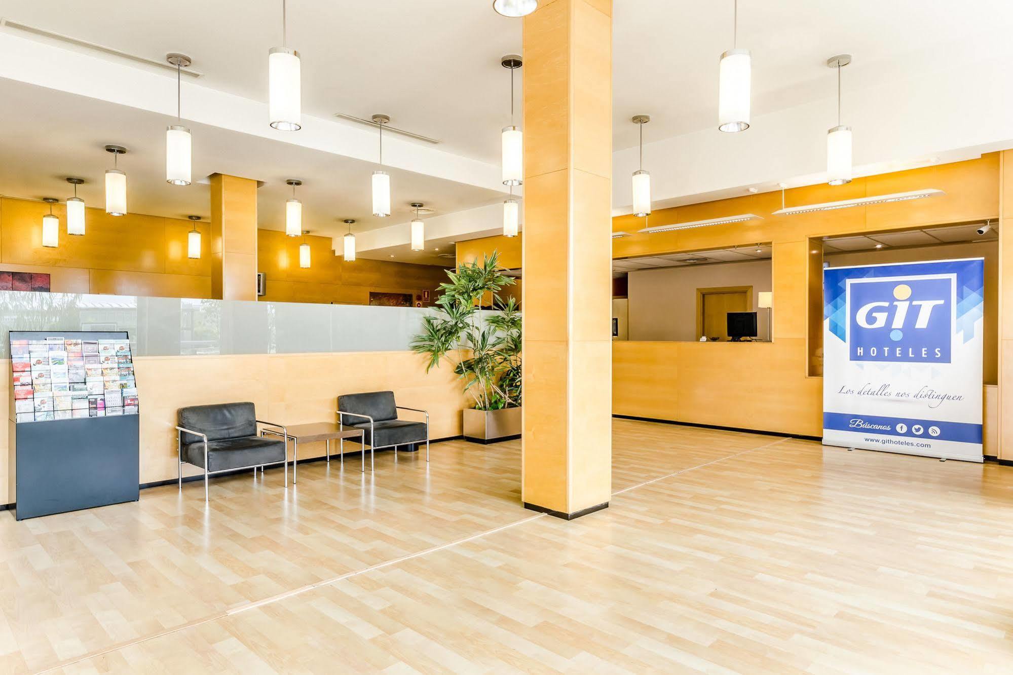 Hotel Yit Ciudad De Zaragoza Dış mekan fotoğraf